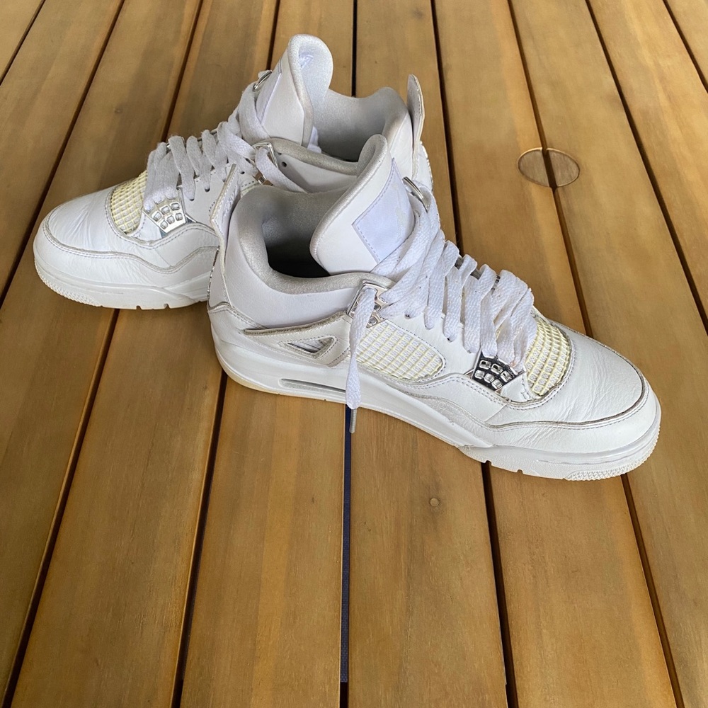 Jordan 4 pure money